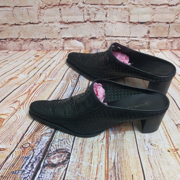 Women's Aerosoles Black Leather Mules Size 8M - Picture 3 of 6